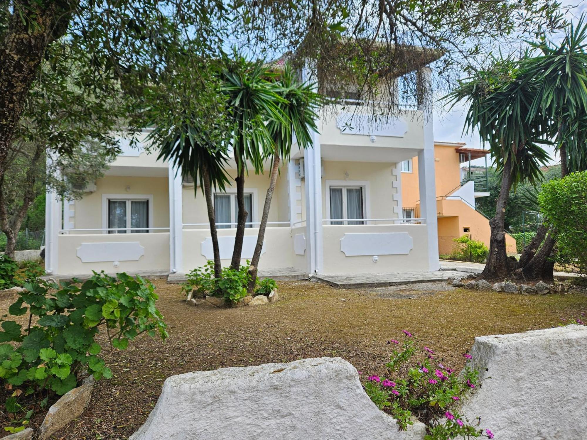 Villa Elena Ypsos Exterior photo